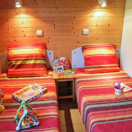 Dom wakacyjny Holiday Les Segalieres.4 *